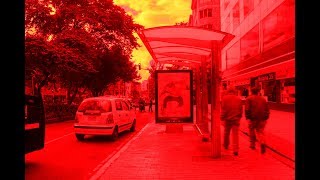 Redds efecto 3D  JCDecaux Colombia [upl. by Ivah708]