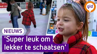 IJSPRET kan beginnen EERSTE SCHAATSBAAN geopend [upl. by Aidekal]