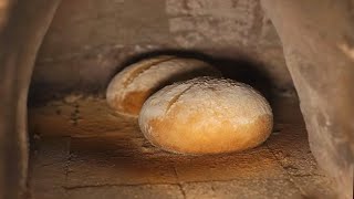 Baking Bread in the Earthen Oven Part 2  18th Century Cooking Series [upl. by Senalda219]