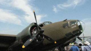 Lockheed Hudson  Wings over Illawarra [upl. by Nona]