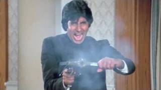 Amitabh Bachchan kills Kader Khan  Inquilaab  Action Scene 2021 [upl. by Melony]