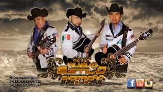 Nuevo Estilo Sierreño  Mix Corridos  En Vivo [upl. by Lemej]