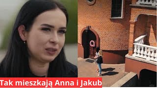 quotRolnik szuka żonyquot Tak mieszkają Anna i Jakub Posiadłość zapiera dech w piersiach Przypomina pał [upl. by Robma]