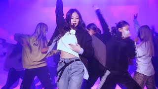 Jennie  solo 2021 Dance Break from The Show [upl. by Birmingham749]