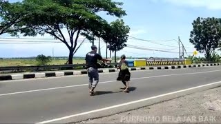 0DGJ BIKIN 0NAR DITENGAH JALAN MEMBHAYAK4N WARGA DIKEJAR KABUR SAMPAI KELHI DAN TERSENYUM BAHAGIA [upl. by Esya199]