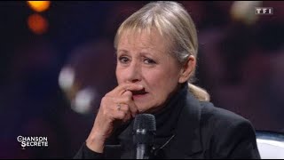 VIDEO « La chanson secrète »  Dorothée émue aux larmes par les retrouvailles avec la bande du « [upl. by Mcbride]