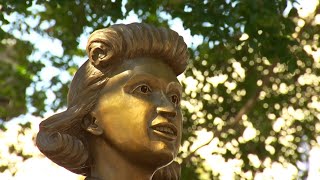 Henrietta Lacks statue placed in Downtown Roanoke [upl. by Anoerb376]