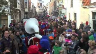 De Pietenband  Hoor de wind waait  Intocht Voorburg 2011 [upl. by Yeltneb8]