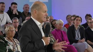 quot8 von uns ALLEN  MENSCHEN mit Behinderungquot OLAF SCHOLZ spd im Bürgerdialog schwerin olafscholz [upl. by Neleh]