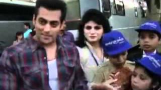 MakeAWish Pakistan Children Met Salman Khan HD Video [upl. by Robyn]