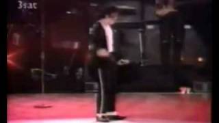 michael jackson performs a forward moonwalkepic [upl. by Agn]