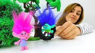 Video mit Trolls Toys wir spielen mit Knete [upl. by Chandra]