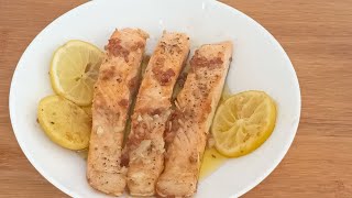 salmon con salsa de Ajo y limónsalmon with garlic and lemon [upl. by Lynett]