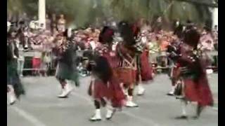 The Southern Highlanders PIpes amp Drums In the Street Parade Giulianova Italy September 2009 [upl. by Paulette774]