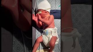 Medical education video  neonatology  jitteriness in newborn  jitteriness vs seizure shorts [upl. by Ilowell]