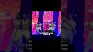 yine gidemedik  hwasa türkiye konser [upl. by Leizar]