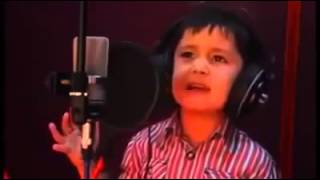 Jurabekjuraevniño de 4 años canta chakichaki [upl. by Roanne586]