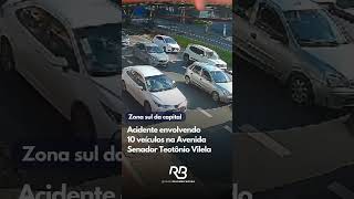 Acidente envolvendo 10 veículos na Avenida Senador Teotônio Vilela [upl. by Kcirret]