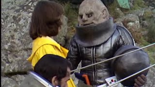 Sarah Jane Meets A Sontaran  The Sontaran Experiment  Doctor Who [upl. by Dihsar]