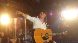 Granger Smith  Backroad Song LIVE at Joess On Weed [upl. by Adur]