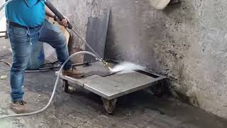 High Pressure Wet Copper Slag Blasting  250 Bar Machine [upl. by Arakat]