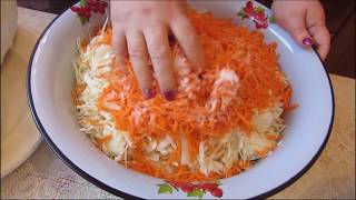 Как засолить вкусную капусту на зиму [upl. by Hoisch]