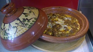 TUTO‏طاجبن بالكفتة والبيض BOULETTE DE VIANDE ET OEUFS [upl. by Anawad]