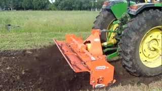 Tractor Jhon Deere 6300 y fresadora Maschio Rotovator MASCHIO [upl. by Llednohs801]