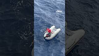 Un bateau de plaisance en feu ses six passagers sauvés par un navire Corsica Ferries [upl. by Iggy]