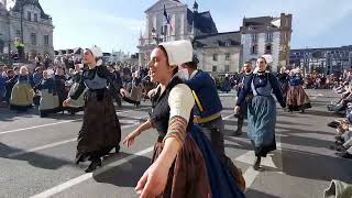 Cercle de Kerfeunteun Quimper [upl. by Eneliak]