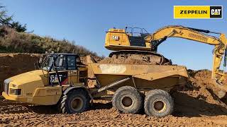 Cat 352 gravemaskine  Cat 730 dumper [upl. by Harbot]