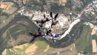 Fédération Française de Parachutisme  Vol Relatif à 4  AMETYS MAUBEUGE [upl. by Mateya139]