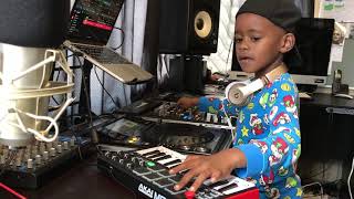 DJ Arch Jnr Switching It Up In His Studio Using Djay Pro 6yrs old [upl. by Akinod]