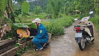 He had problems with his unborn child when it rained heavily but luckily a police officer helped him [upl. by Isnan]