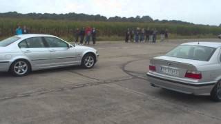 BMW 325i E36 vs BMW 328i E46 [upl. by Napra]