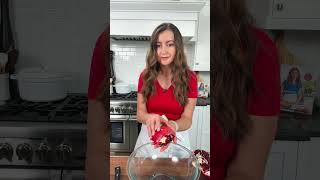 The Fastest Way to Cut a Pomegranate – Watch This shorts [upl. by Hourihan]