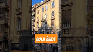 Zgrada iz serije Bolji život [upl. by Nabatse301]