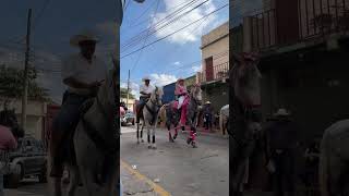 This is life 🤪 Guatemala en el desfile hipico de oriente [upl. by Tiernan563]