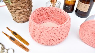 Small crochet basket tutorial using tshirt yarn and 12cm wooden base Interesting crochet pattern [upl. by Gothar]