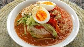 Cold kimchi noodle soup kimchimariguksu 김치말이국수 [upl. by Ariaic]