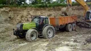 tracteur valtra en difficulter [upl. by Rese]