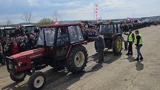 Zetor 5718 vs John Deere [upl. by Barrow]