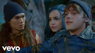 Descendants 2 Cast  Chillin Like A Villain Video Oficial [upl. by Norvall343]