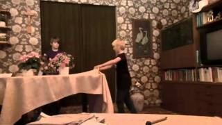 Michel amp Sven  Der Tischdeckentrick  Teil 3  The Table Cloth Magic Trick [upl. by Tcideneb]