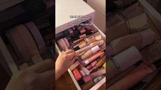 ORGANIZING MY MESSY MAKEUP DRAWER 💄🧼 [upl. by Weinrich]