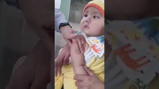 Baby vaccination baby Craig Cute baby 🍼😍🍼 reels short [upl. by Mchail]