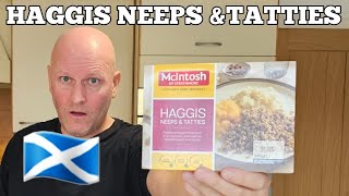 🏴󠁧󠁢󠁳󠁣󠁴󠁿 Its CHEAP What to EXPECT HAGGIS NEEPS amp TATTIES Review [upl. by Bozovich725]