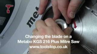 Metabo KGS 216 Plus sliding mitre saw  how to change the blade [upl. by Rubina]