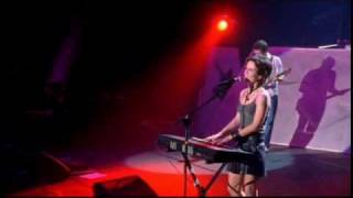 The Cranberries Ode to My Family Live in Paris 1999 04 [upl. by Tiras]