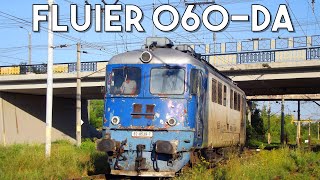 060DA whistle  18082014  Fluier locomotiva 060DA [upl. by Laenaj740]